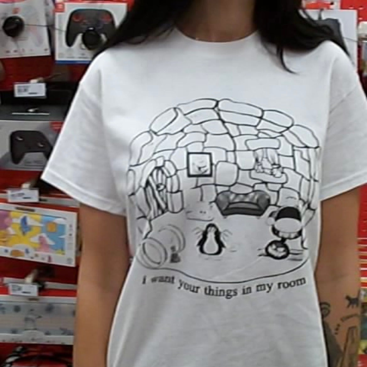 CLUB PENGUIN TEE